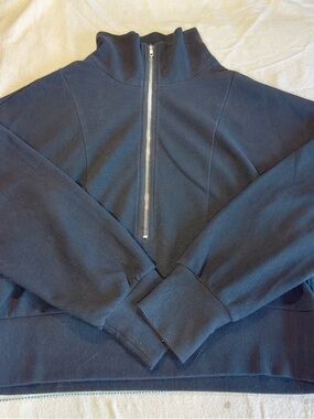 Women's Black Half-Zip Pullover Sweatshirt Size Medium